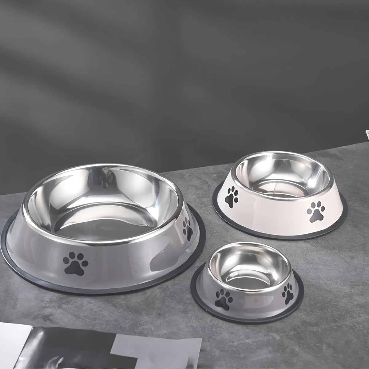 Plato de acero inoxidable para mascotas